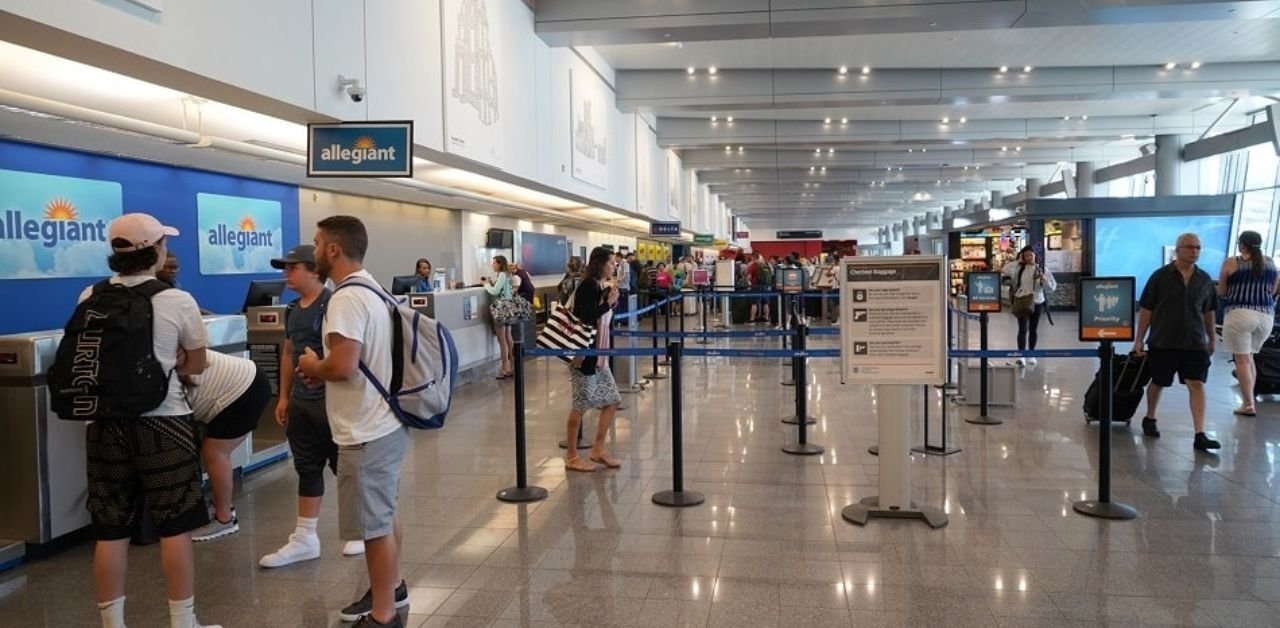 Delta Airlines CLE Terminal (1)