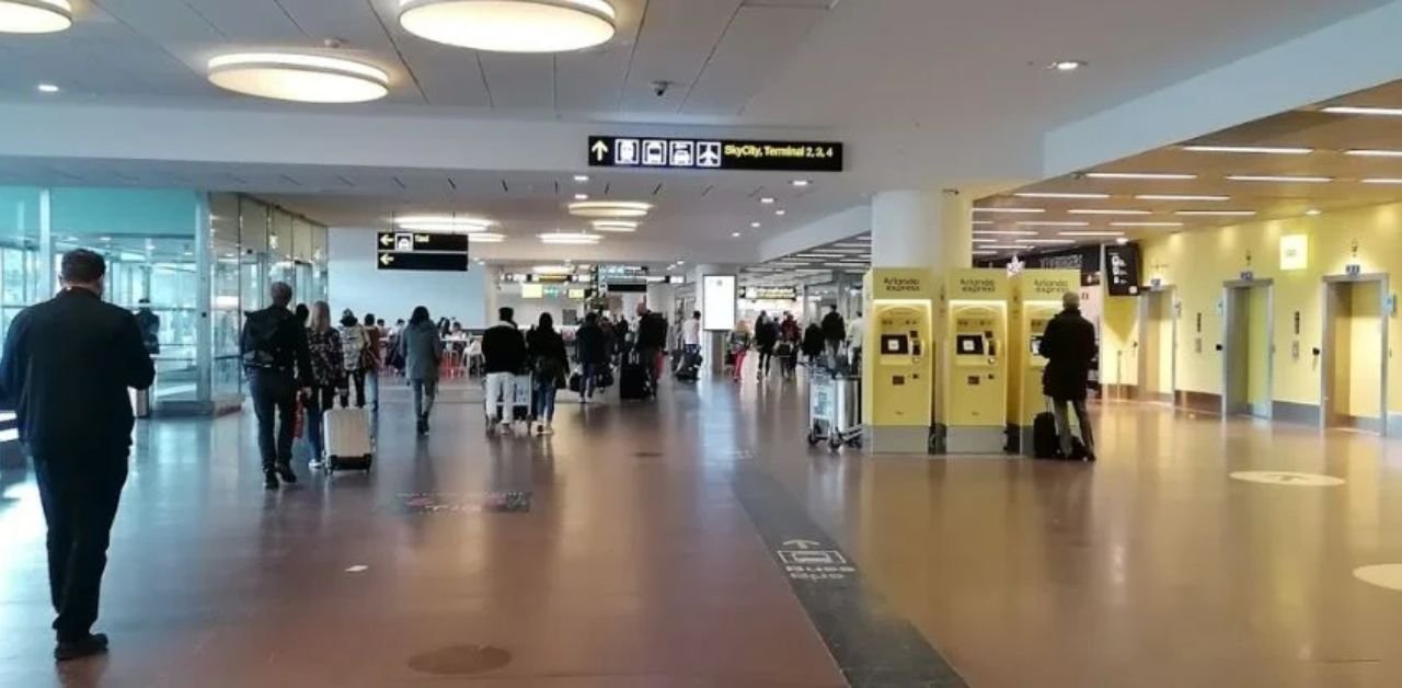 Turkish Airlines ARN Terminal