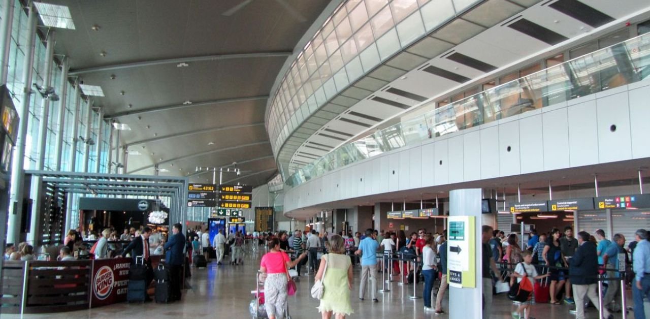 Turkish Airlines VLC Terminal